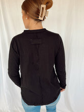 Load image into Gallery viewer, Button Top