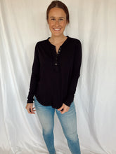 Load image into Gallery viewer, Button Top