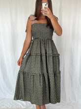 Load image into Gallery viewer, Olive Midi Dress
