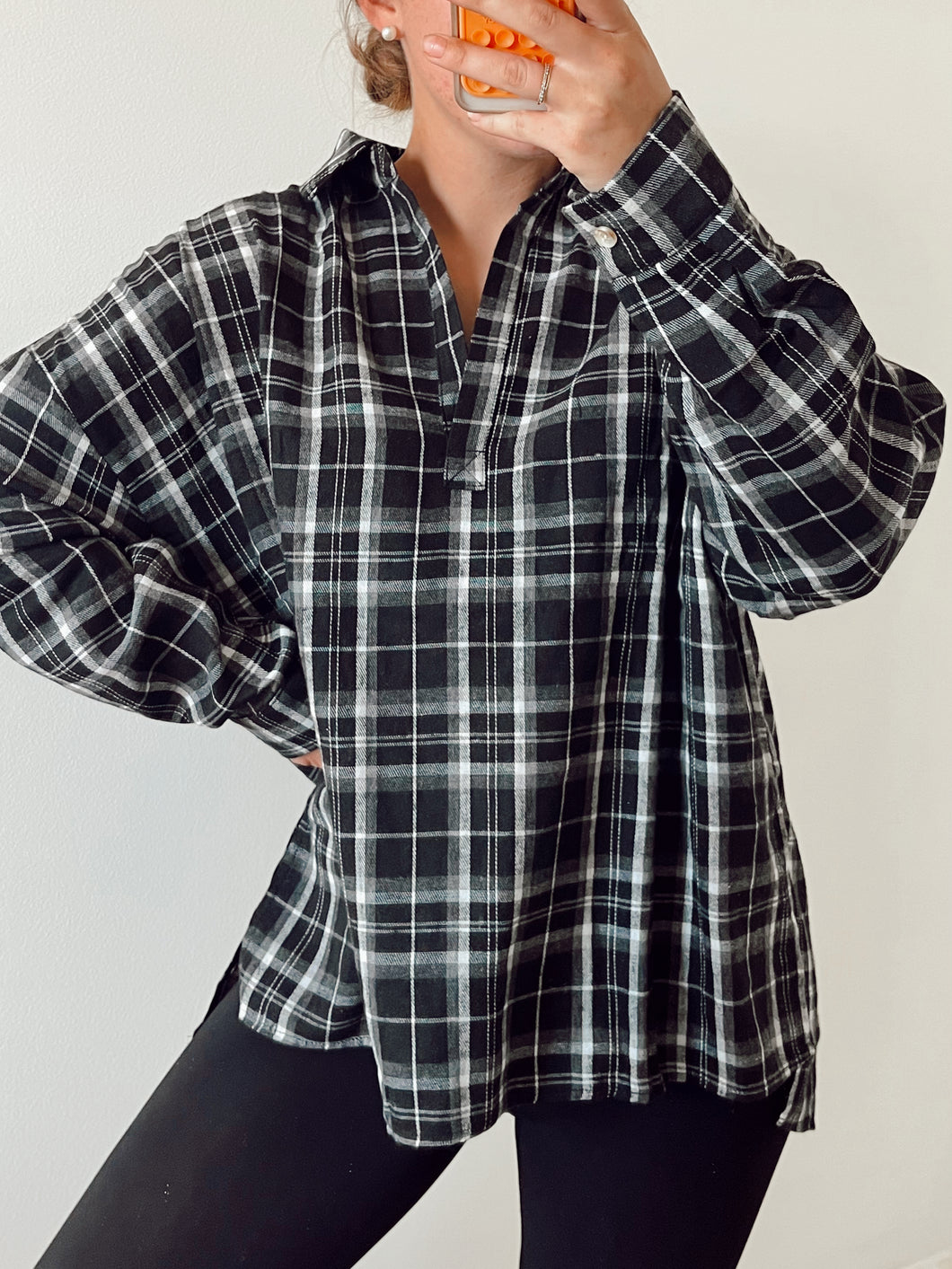 Plaid Pullover - Black