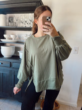 Load image into Gallery viewer, Oversized Crew
