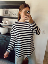 Load image into Gallery viewer, Stripe Top
