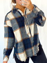 Load image into Gallery viewer, Plaid Pullover
