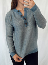 Load image into Gallery viewer, Button Long Sleeve
