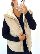 Load image into Gallery viewer, Fleece Lined Puffer Vest
