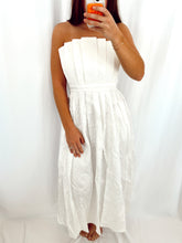 Load image into Gallery viewer, White Strapless Pleated Midi Dress
