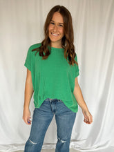 Load image into Gallery viewer, Ribbed Tee - Kelly Green
