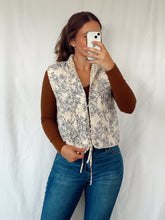 Load image into Gallery viewer, Floral Vest
