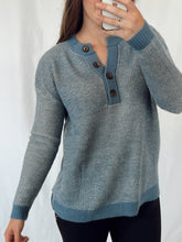 Load image into Gallery viewer, Button Long Sleeve
